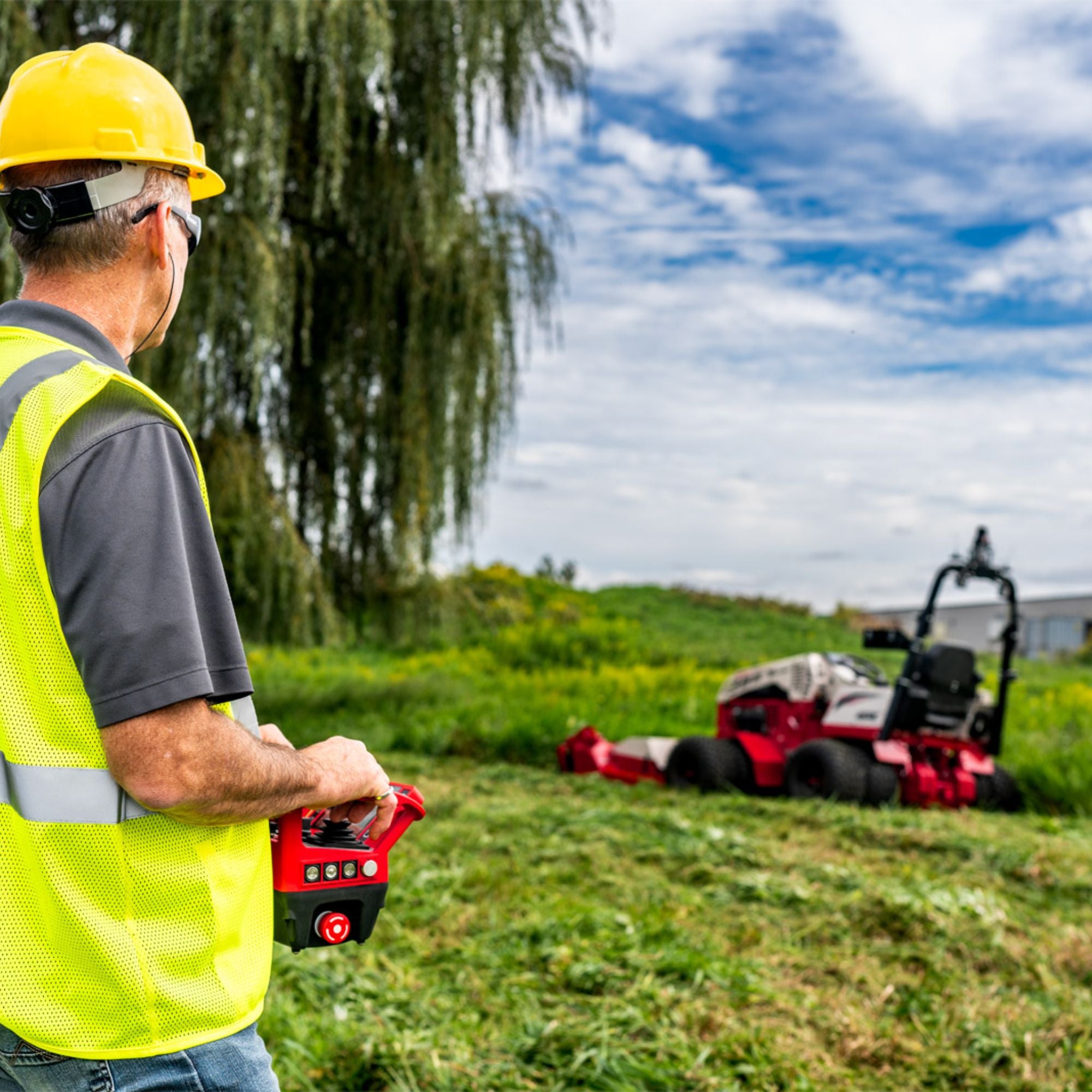 Ventrac 45RCN | Remote Control | Tractor | Kubota WG972 EFI Engine