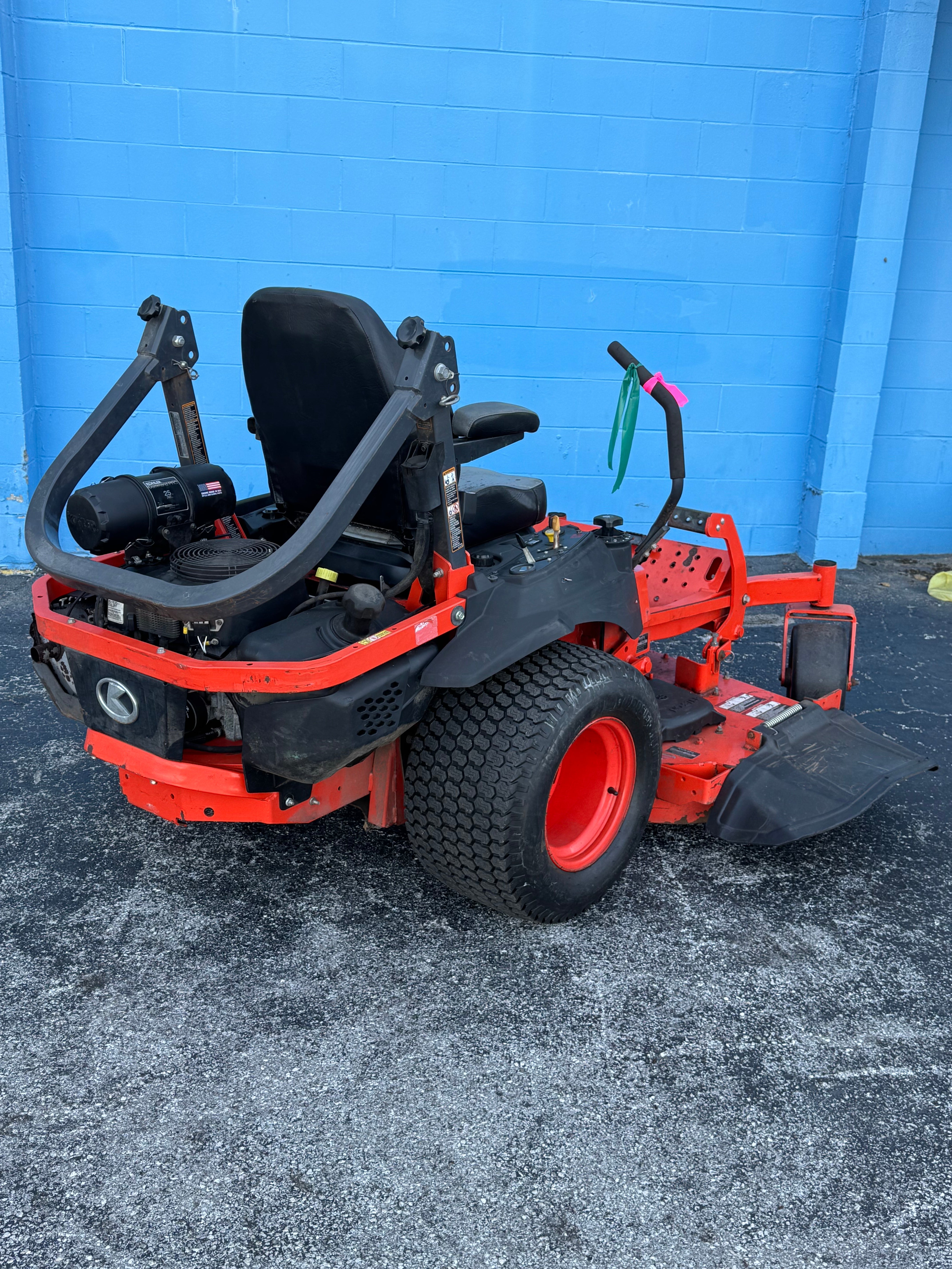 Kubota Z725KH | 60" | 27hp Kohler | Zero Turn Mower - USED