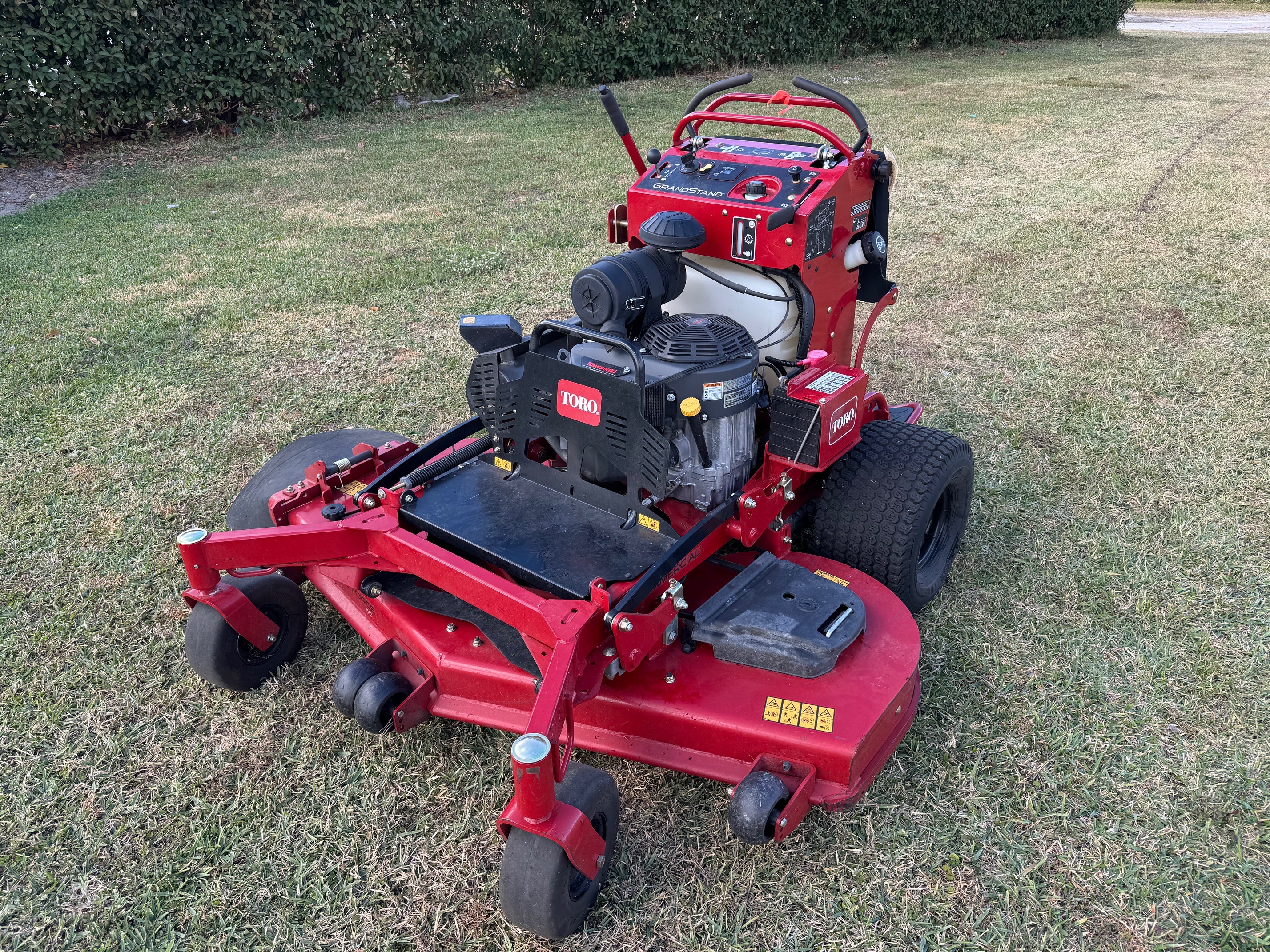 Toro Grandstand | 60" Deck | 23.5 hp Kawasaki | 72509 | USED