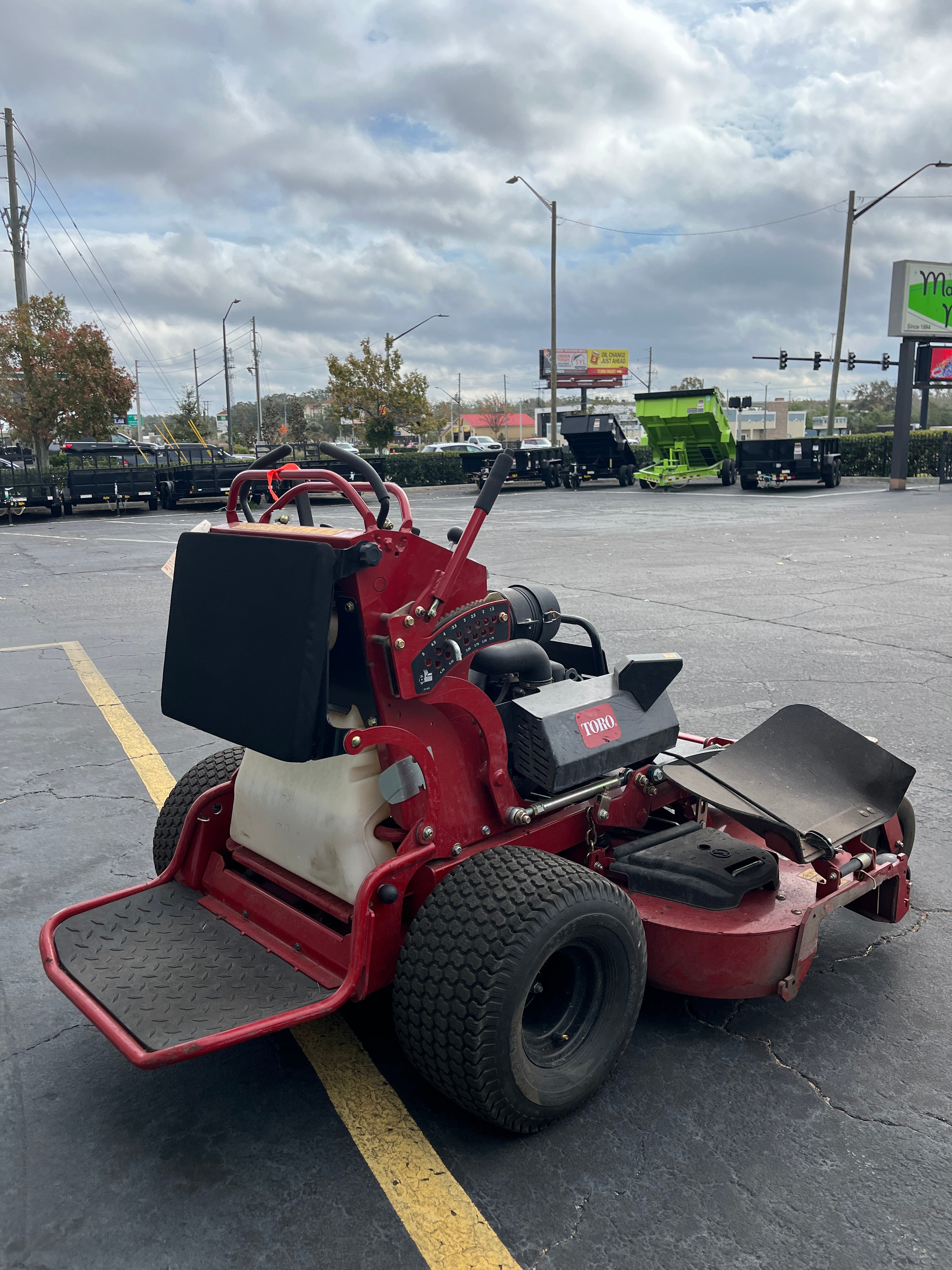 Toro Grandstand | 60" Deck | 23.5 hp Kawasaki | 72509 | USED