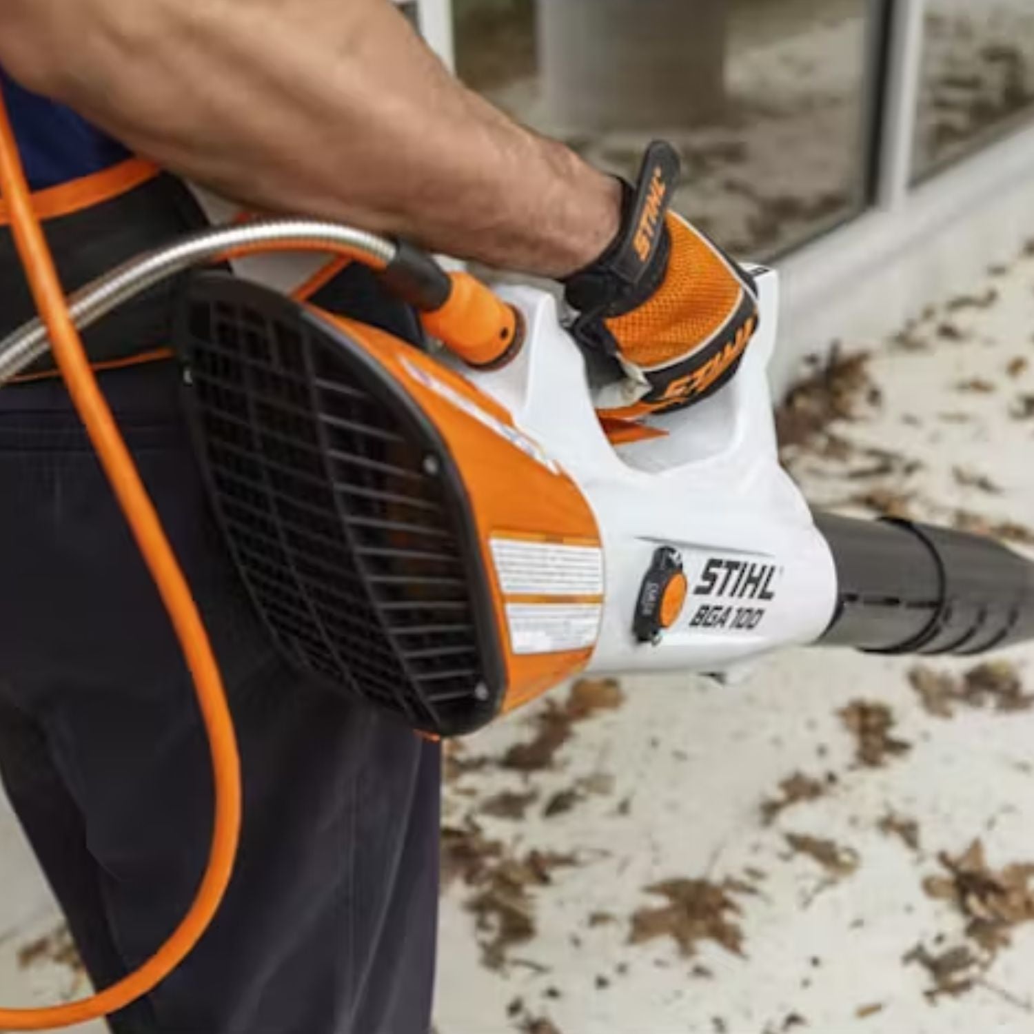 Stihl rechargeable best sale leaf blower